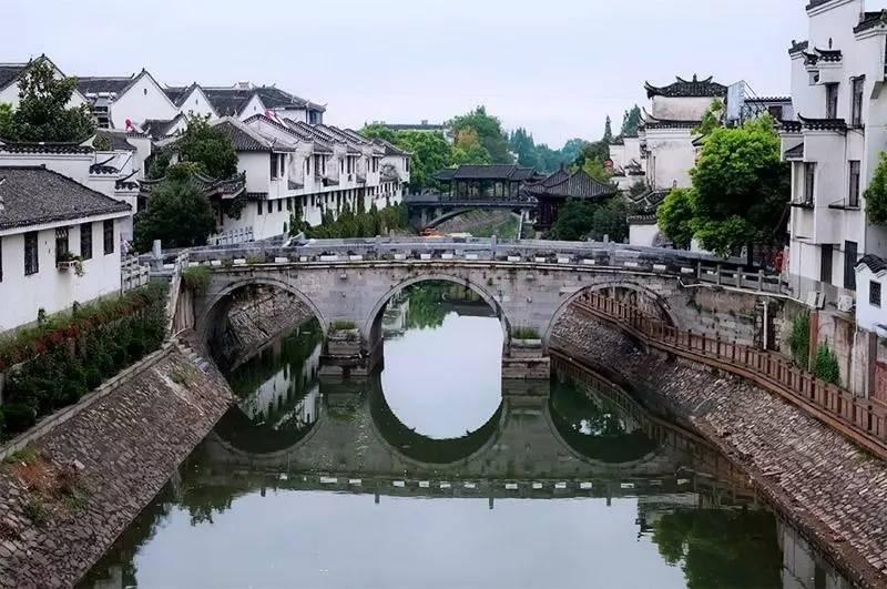 为什么有的人年纪轻轻就没了上进心和欲望，躲在舒适区只想安逸地生存？游戏画面